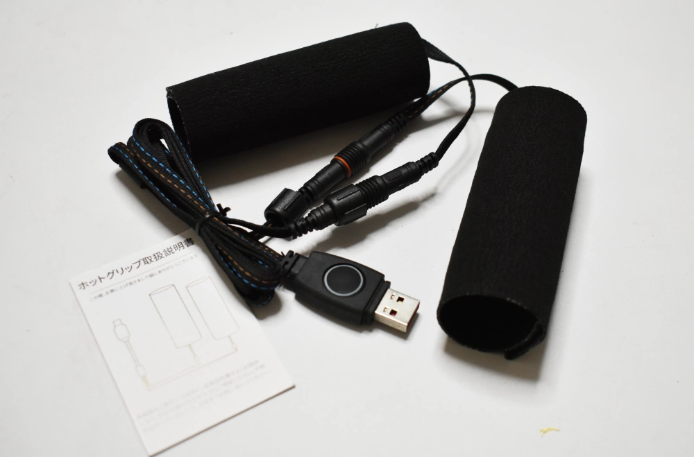 アクシスZにグリップヒーターを装着してUSBモバイルバッテリーで給電 